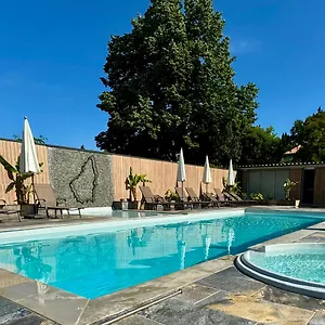 https://hotel-bellevue-saint-martin-dardeche.hotels-rhonealpes.com