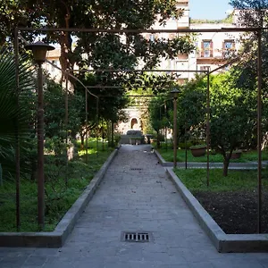 https://residenza-leone-xiii.it-romehotels.com