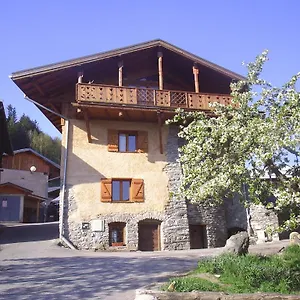 https://la-portette.hotels-rhonealpes.com